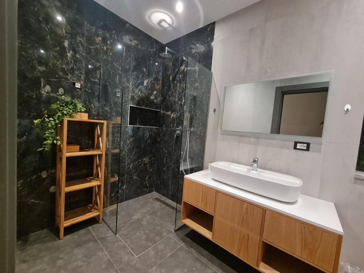 Rosemarine Villas Durrës Exterior foto