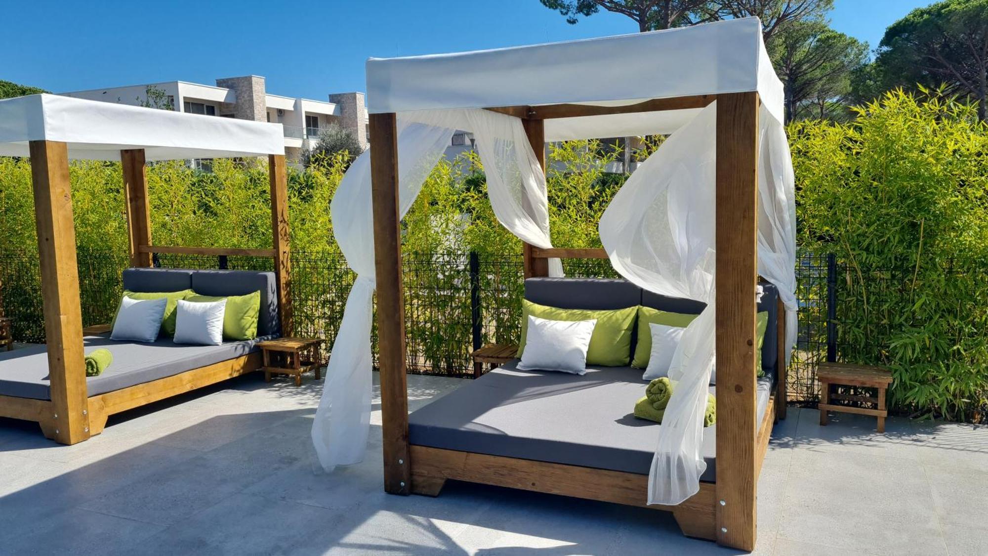 Rosemarine Villas Durrës Exterior foto
